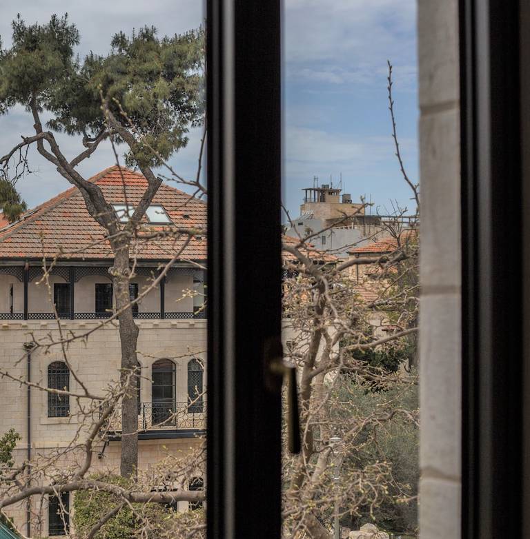 Brown Machne Yehuda