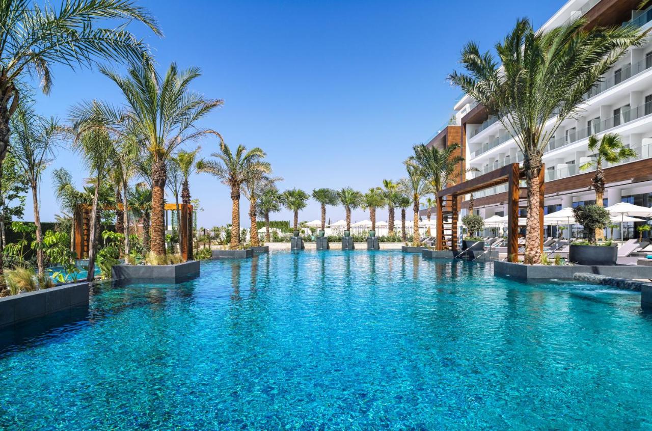 Amanti, MadeForTwo Hotels