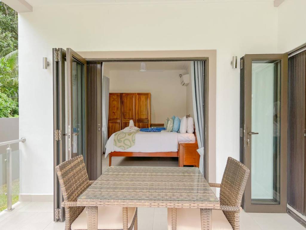 Palm Holiday Apartments