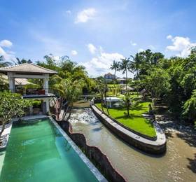 Soleya Suites Villas в Куте