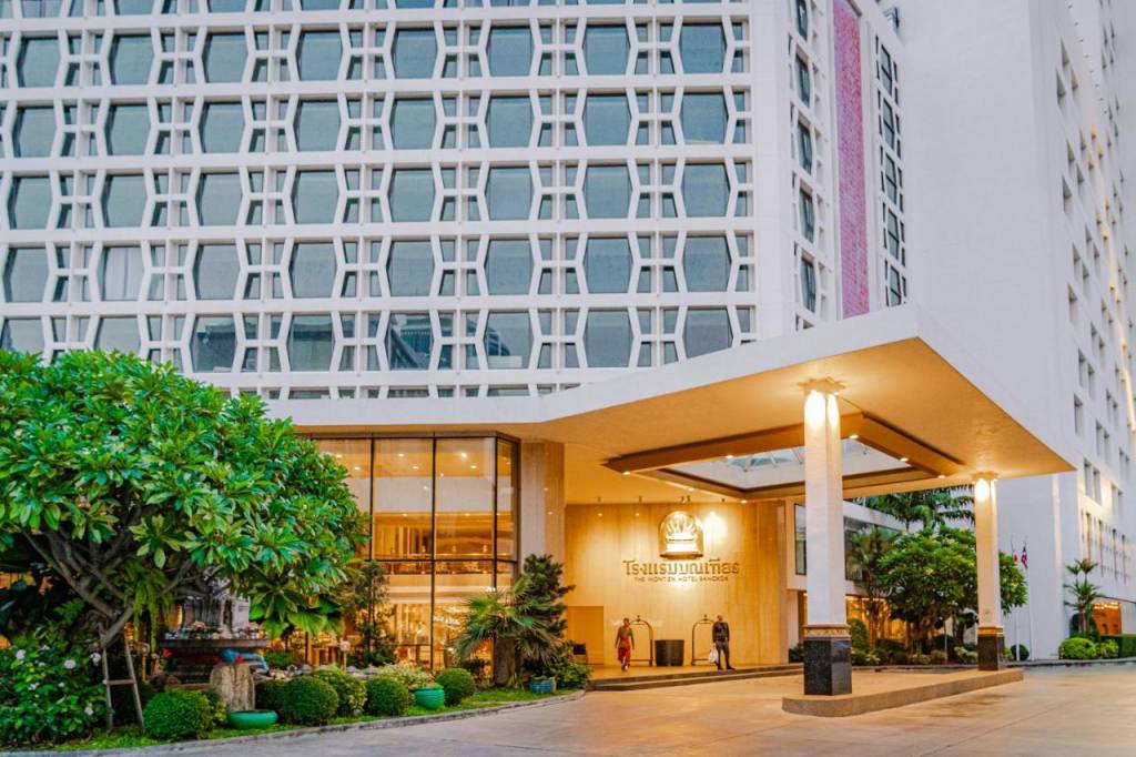 Montien Hotel Surawong Bangkok 4*