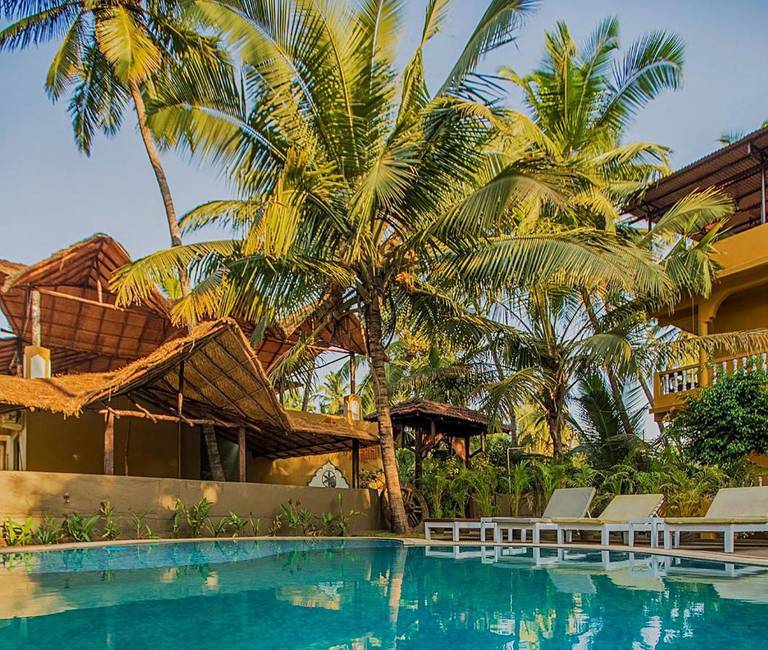 juSTa Morjim Beach Resort