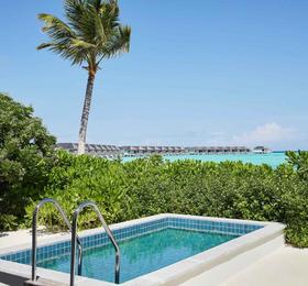 Le Meridien Maldives Resort & Spa в Лавиани Атолле