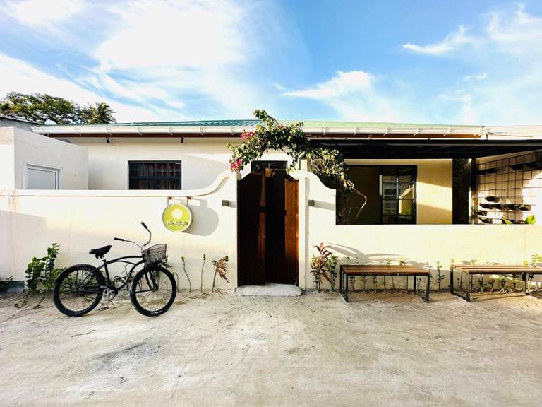 The Bilimbi Guesthouse & Inn