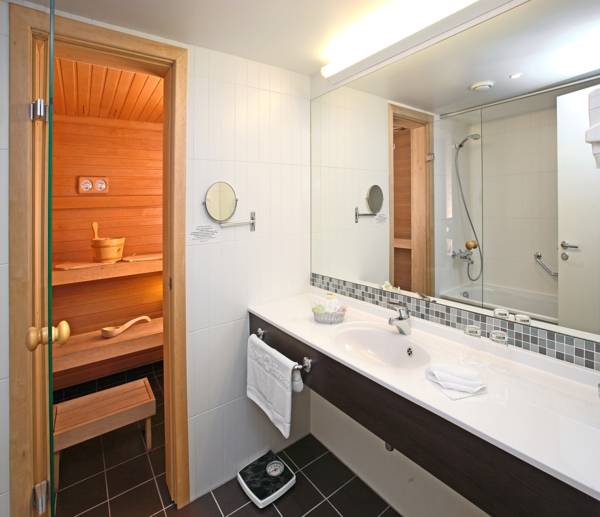 Reval Lietuva 4*