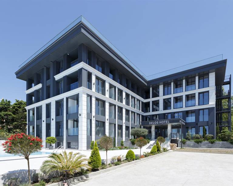 Hotel Delos (Делос)