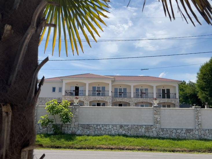 Villa Дольче Вита Абхазия, Гудаута