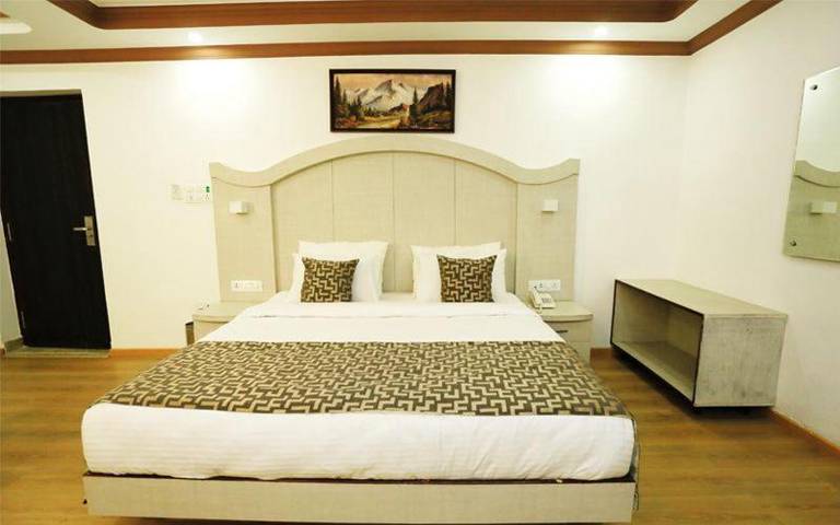 Crown Plaza Residency