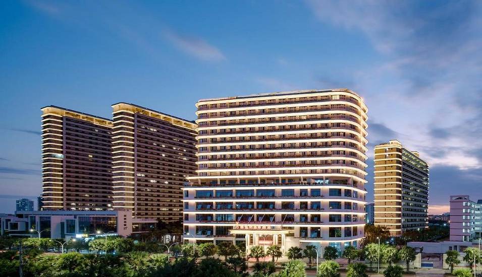 Vienna International Hotel (Sanya Dadonghai) 3* Китай, Санья