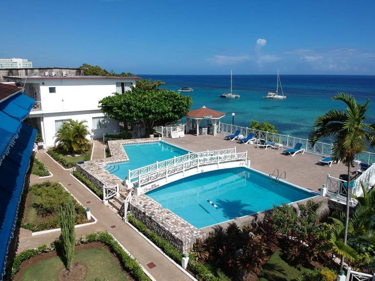 Hibiscus Lodge Hotel Boutique