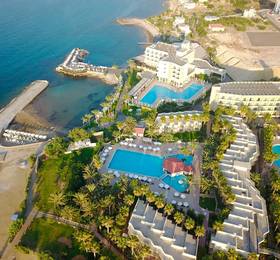 Oscar Resort Hotel в Кирении