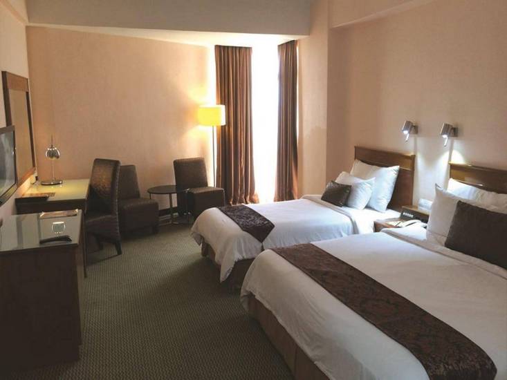 Hotel Grand Continental Kuala Terengganu 4* Малайзия, Куала-Теренггану