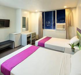 V Hotel в Маниле