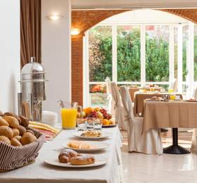 Hotel Savoy Palace - TonelliHotels в Тенно