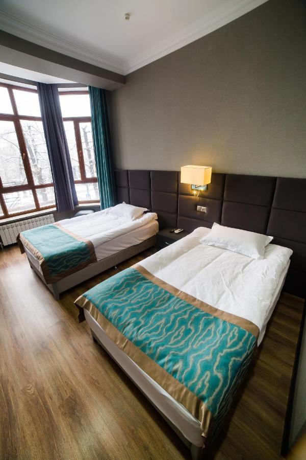 Golden Hotel 3*