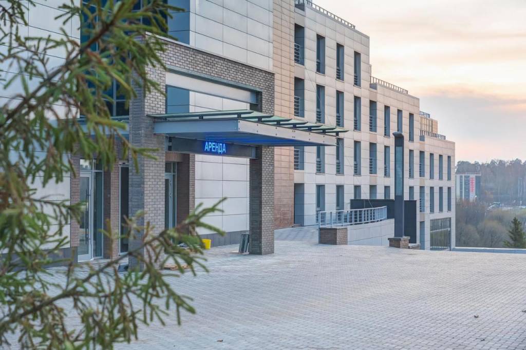 Гостиница Астро Плаза 4*