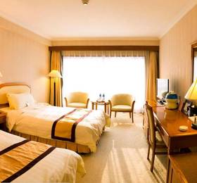 Dalian Zhongshan Hotel в Даляне