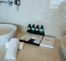 Lures Hotel в Калкане