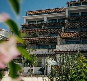 Lures Hotel в Калкане