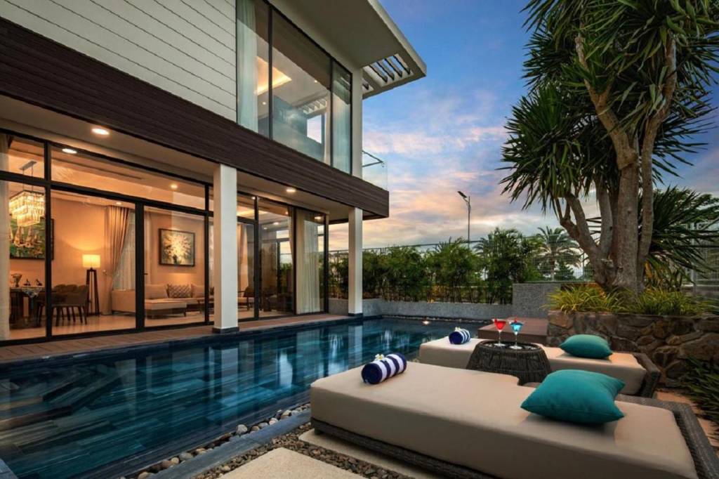 Wyndham Grand KN Paradise Cam Ranh 5*