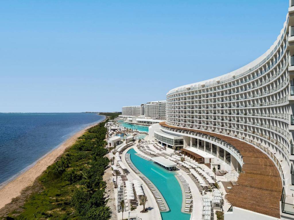 AVA Resort Cancun 5*