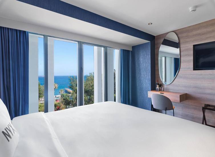 NYX Hotel Limassol by Leonardo Hotels 4* Кипр, Лимассол