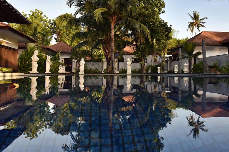 Puri Saron Hotel Baruna Beach Lovina