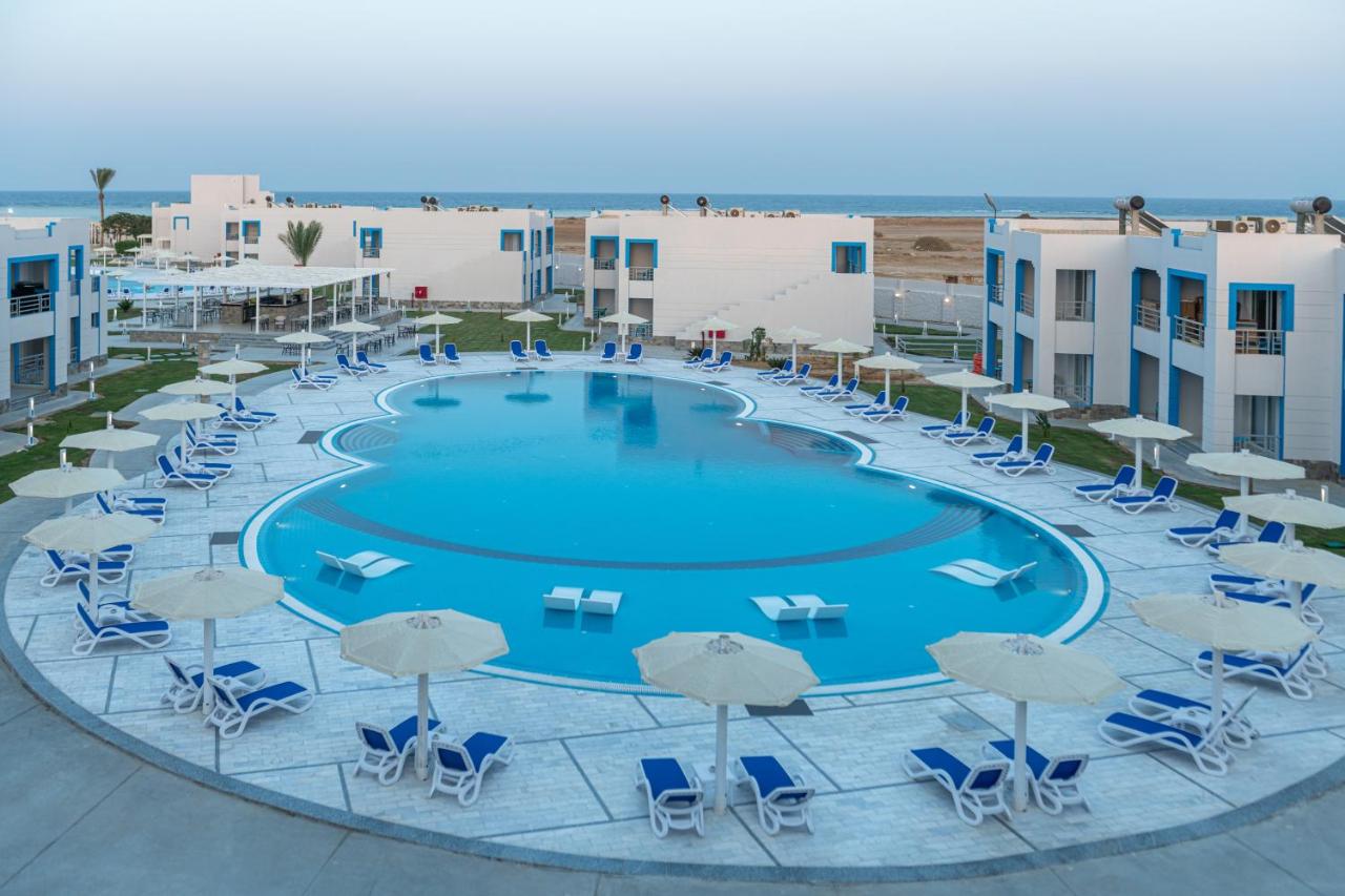 Casa Blue Beach Resort