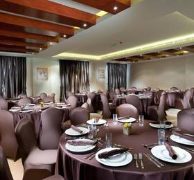 Al Hail Waves Hotel Managed By Centara в Маскате