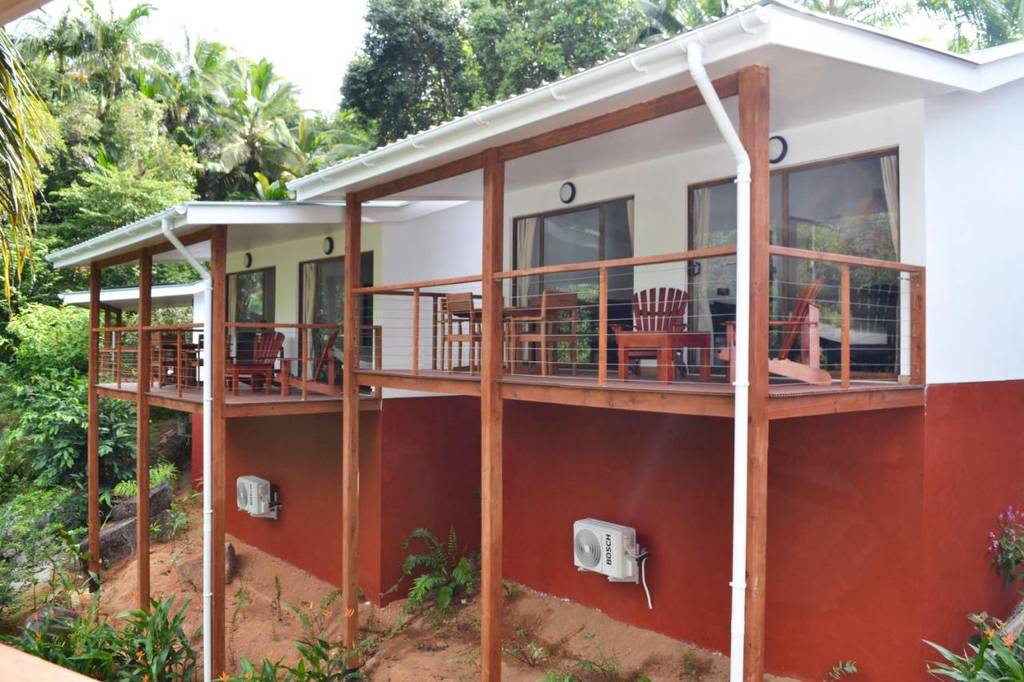 Cashew Nut Grove Chalets 3*