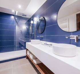 Timhotel Le Louvre в Париже