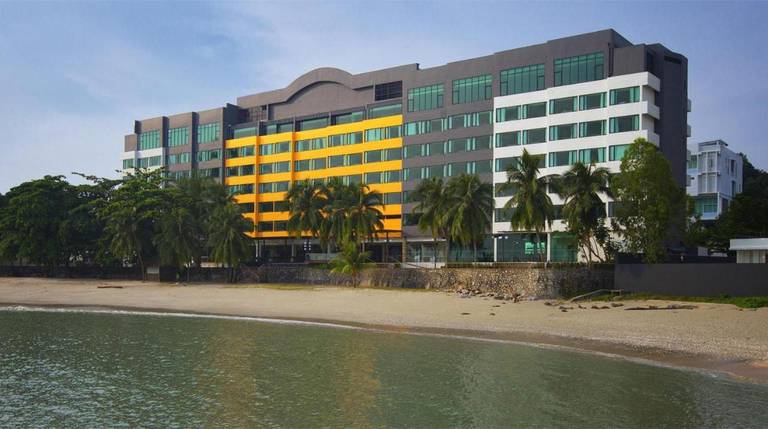 Mercure Penang Beach