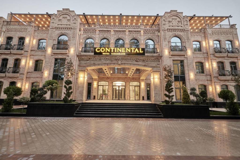 Continental Hotel 4*