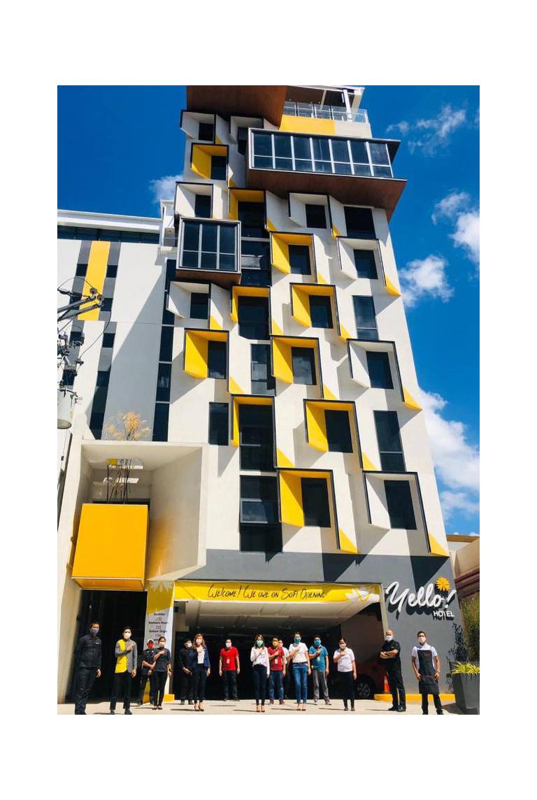 Yello Hotel