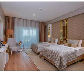 Отдых в Limak Cyprus Deluxe Hotel - Кипр, Искеле (Трикомо)