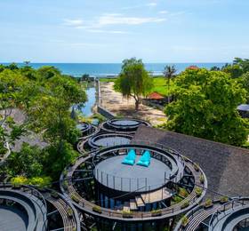 Canggu Cabana Resort By Ini Vie Hospitality в Чангу