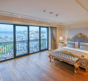 Dekalb Hotel в Стамбуле
