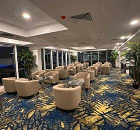 Sur Grand Hotel в Суре