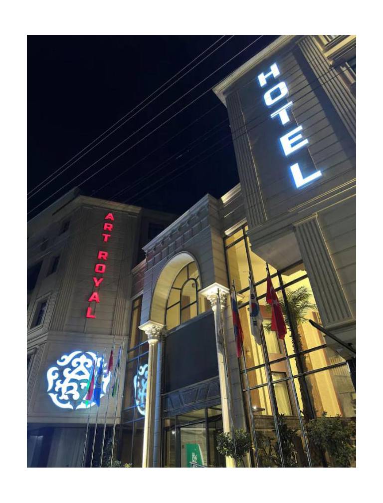 Art Royal Hotel