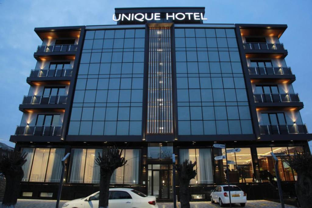 Unique Hotel 3*