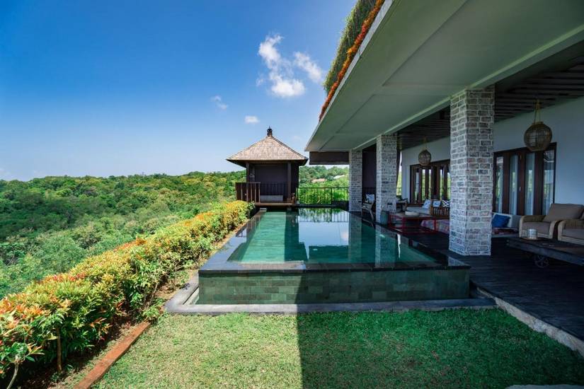 The Ocean Views Luxury Villas & Apartment 4* Индонезия, Унгасан