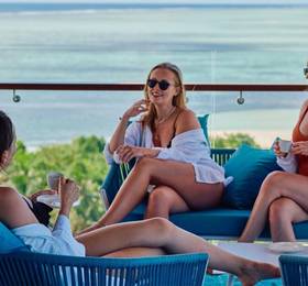 Stone Hotels Dhiffushi в Мале