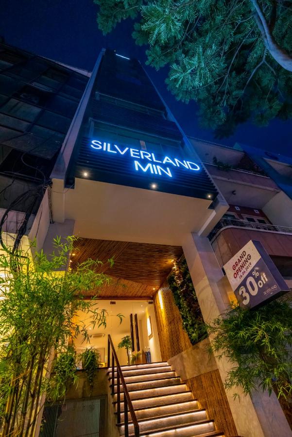 Silverland Min Hotel 3*