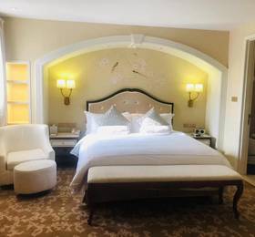 Urban Island Hotel Shanghai в Шанхае