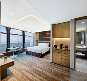 One-Eight-One Hotel & Serviced Residences в Гонконге