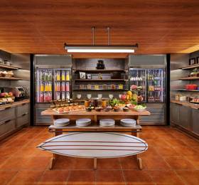Aloft Bali Kuta at Beachwalk в Куте