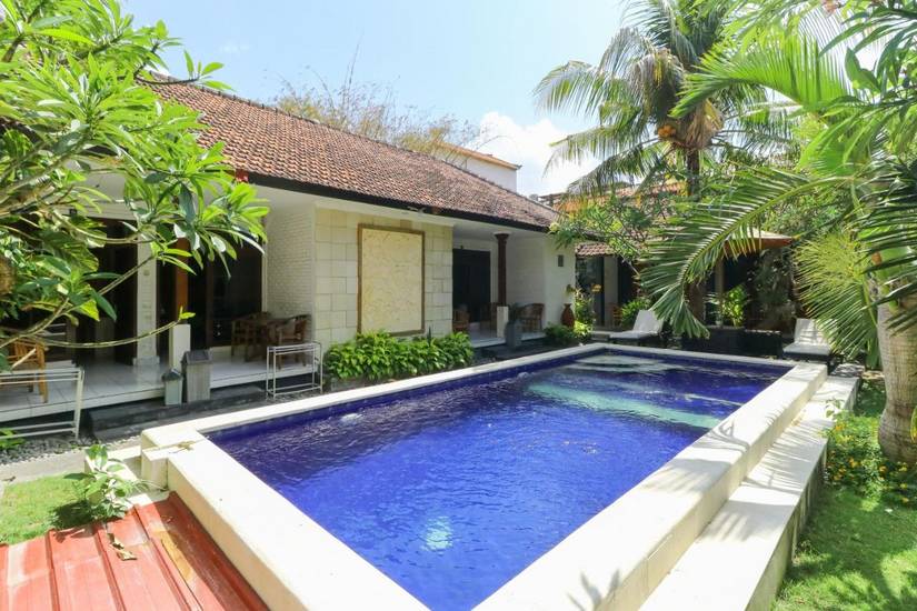 The Legian Mas Beach Inn 2* Индонезия, Кута