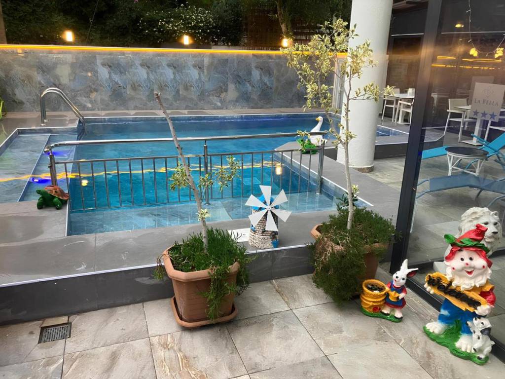 La Bella Suit Otel 3*