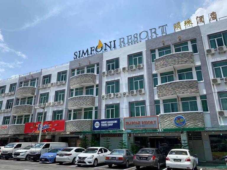 Simfoni Resort