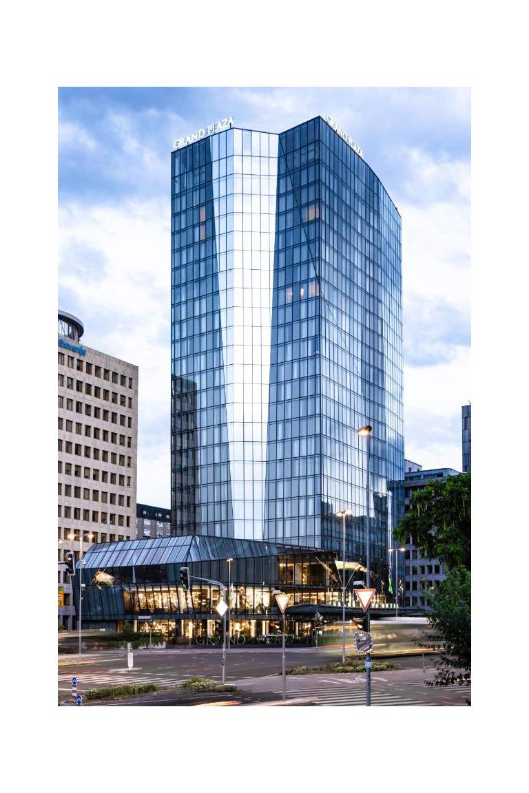 Grand Plaza Hotel & Congress Center